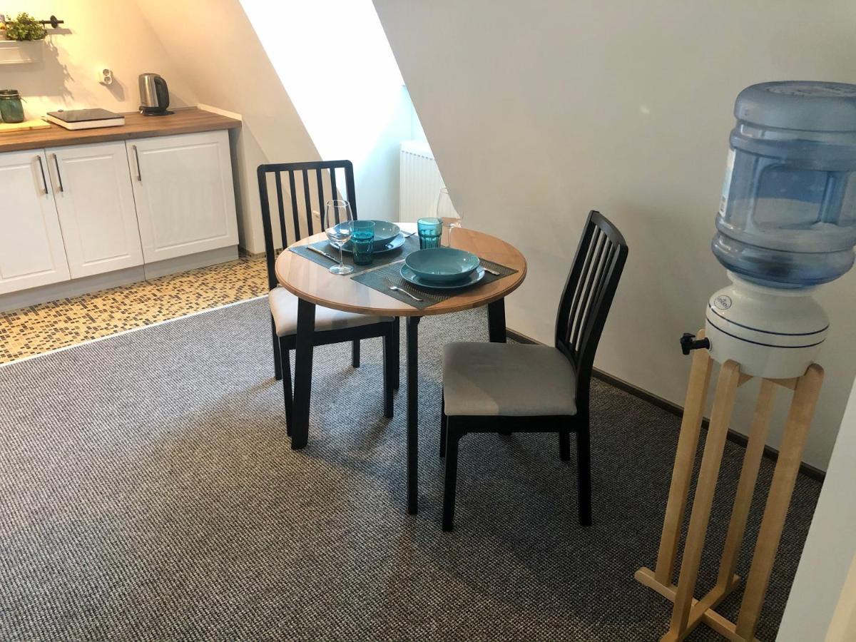 Ramer Tower Apartment In Old Town รีกา ภายนอก รูปภาพ